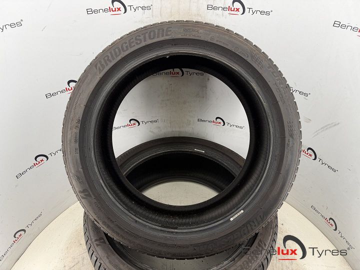 demo 245/40R19 94W Bridgestone 245/40 R19 245/40/19 2454019 – Foto 3