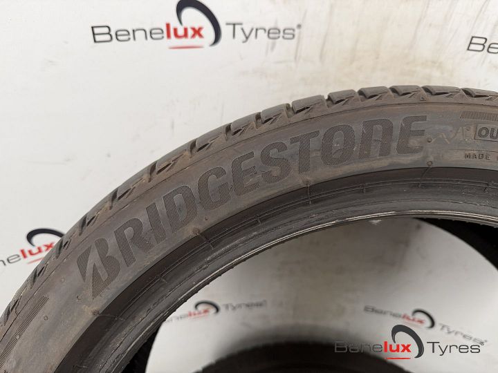 demo 245/40R19 94W Bridgestone 245/40 R19 245/40/19 2454019 – Foto 4