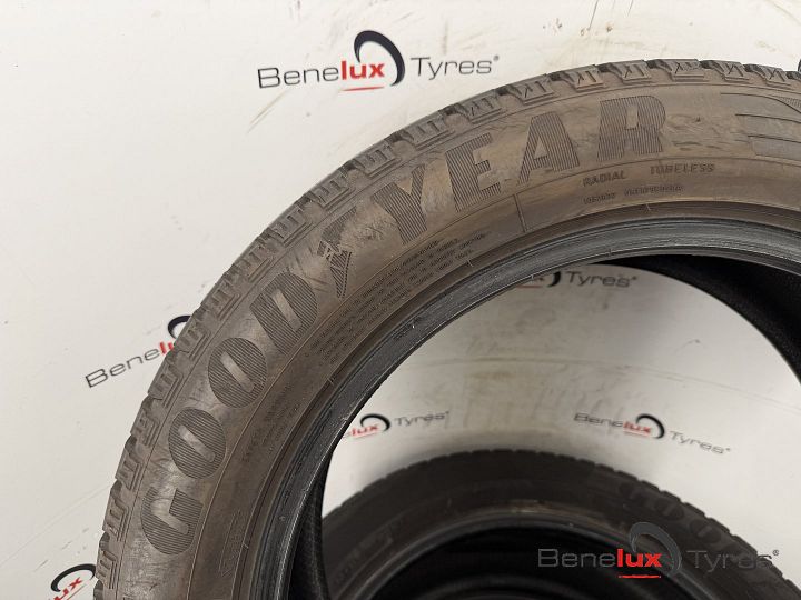 235/55R19 105V Goodyear SUV 4x4 235/55 R19 235/55/19 2355519 – Foto 5