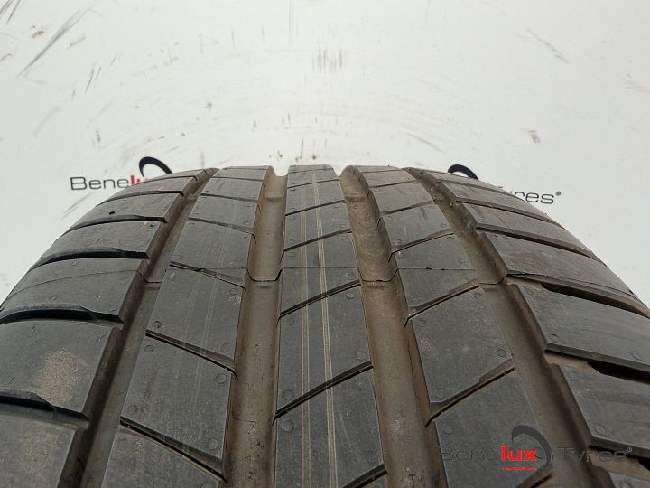 demo 245/40R19 94W Bridgestone 245/40 R19 245/40/19 2454019 – Foto 3