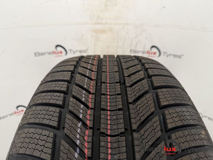 snow new 225/40R21 Continental 255/40 R21 255/40/21 2554021 – Foto 3