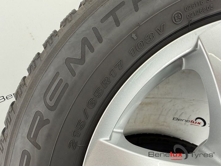 Peugeot 4007 4008 Suzuki E-Vitara Toyota Hi-Ace HiLux Hi Lux – Foto 6