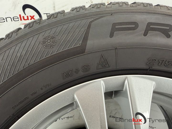 Peugeot 4007 4008 Suzuki E-Vitara Toyota Hi-Ace HiLux Hi Lux – Foto 7