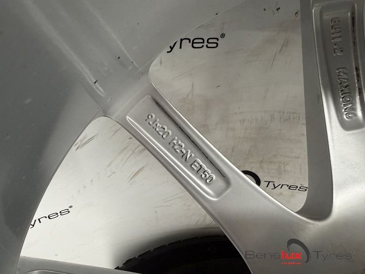 winter 20'' org Porsche Cayenne breedset 275/45 305/40 R20 – Foto 9