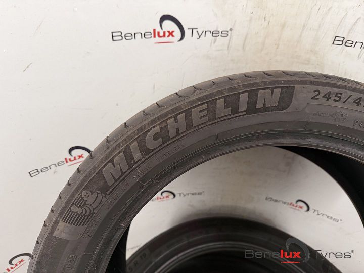 245/45R19 XL Michelin 245/45 R19 245/45/19 2454519 V-klasse – Foto 4