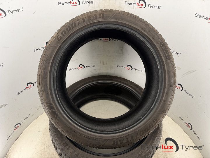 all-season 235/45R20 Goodyear 235/45 R20 235/45/20 2354520 – Foto 3