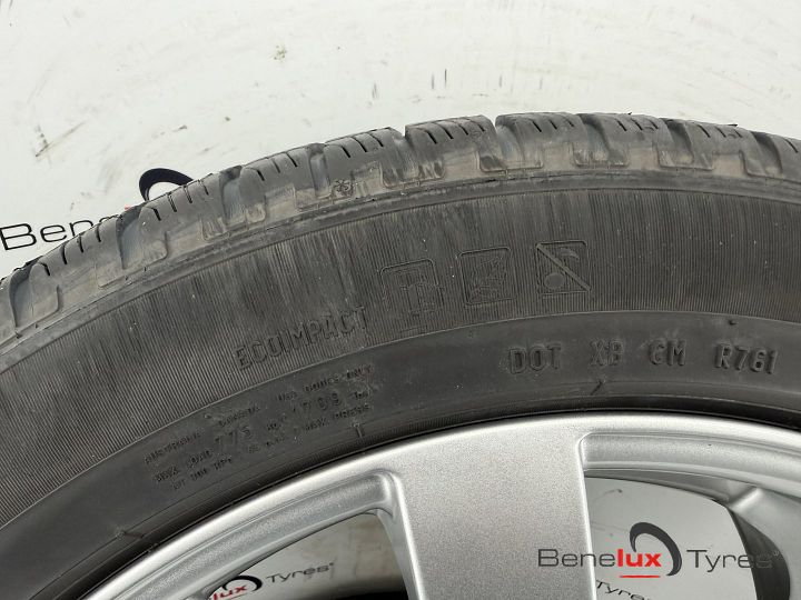 Peugeot 4007 4008 Toyota Hi-Ace HiLux HiAce Mitsubishi Wagon – Foto 7