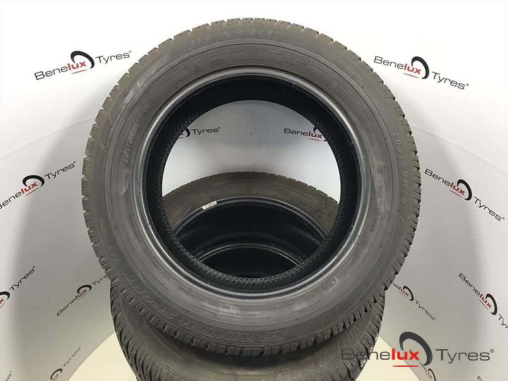 winter 205/60R16 92H Dunlop SP 205/60 R16 205/60/16 2056016 – Foto 4