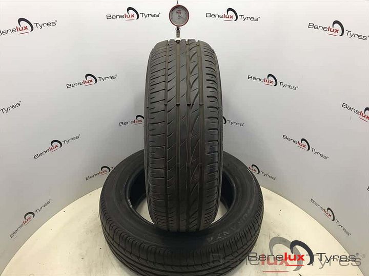 2 of 4 195/60R16 89V Bridgest. 195/60 R16 195/60/16 1956016
