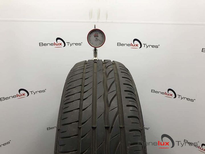 2 of 4 195/60R16 89V Bridgest. 195/60 R16 195/60/16 1956016 – Foto 2
