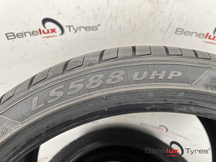 NIEUW 295/30ZR20 295/30R20 295/30 ZR20 R20 295/30/20 2953020 – Foto 6