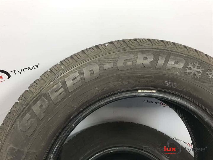 winter 215/65R16 98H Semperit 215/65 R16 215/65/16 2156515 – Foto 6