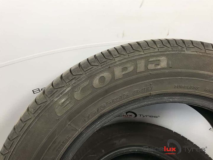 175/65R15 84H Bridgestone 175/65 R15 175/65/15 1756515 – Foto 6