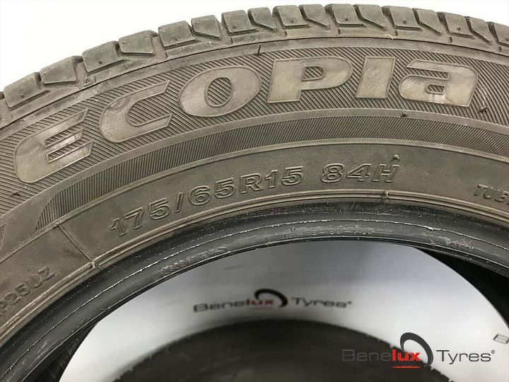 175/65R15 84H Bridgestone 175/65 R15 175/65/15 1756515 – Foto 8