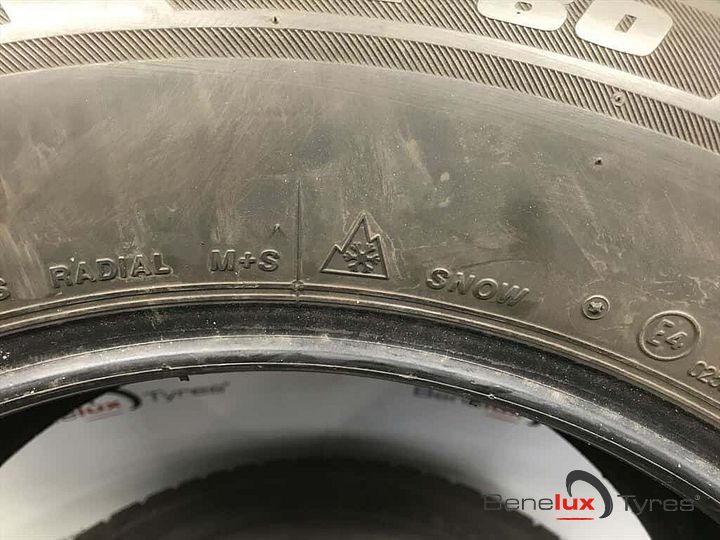 winter 235/65R17 Bridgestone 235/65 R17 235/65/17 2356517 – Foto 7
