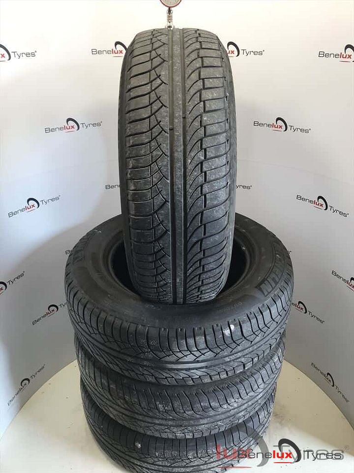 235/65R17 104V Michelin 235/65 R17 235/65/17 2356517