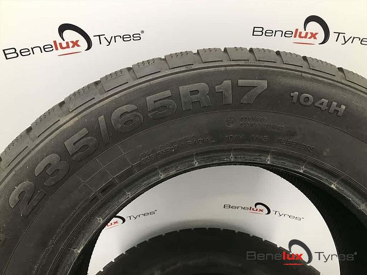 winter 235/65R17 104H Continental 4x4  235/65 R17 235/65/17 – Foto 7